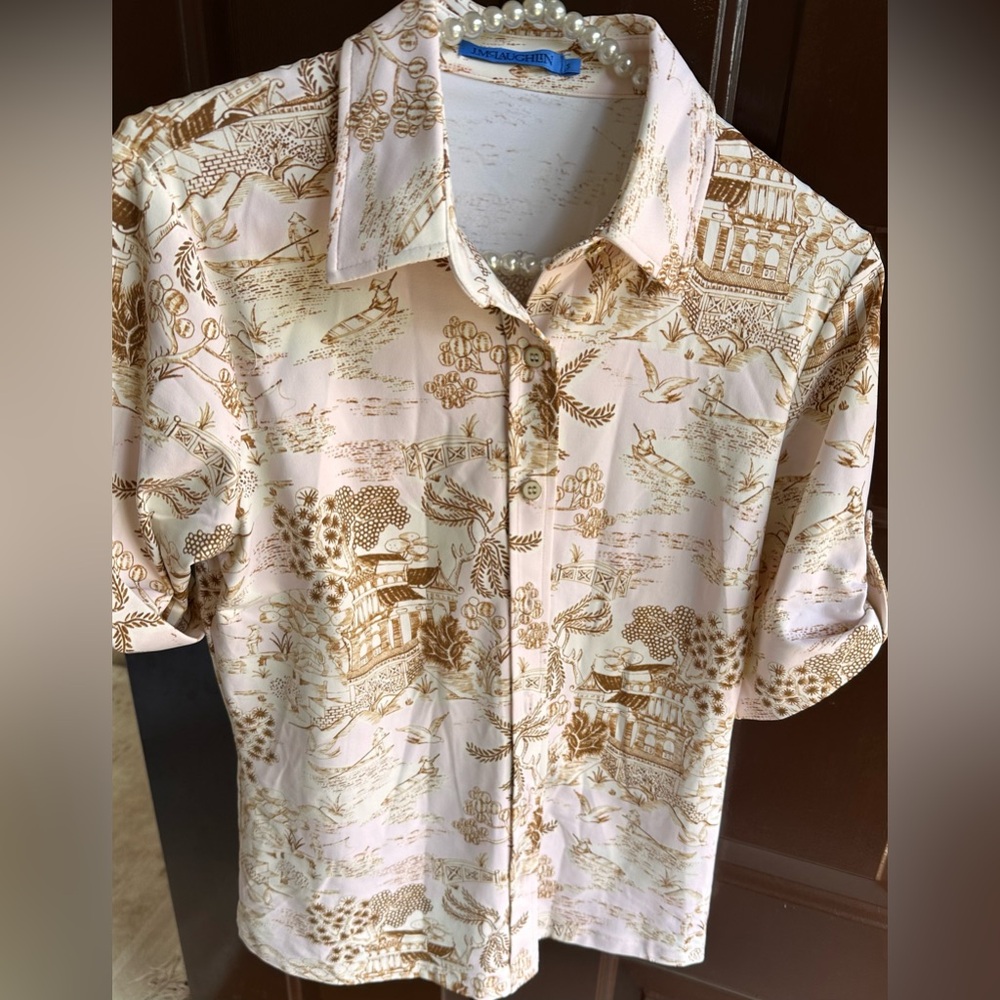 J.McLaughlin top NWOT,size small